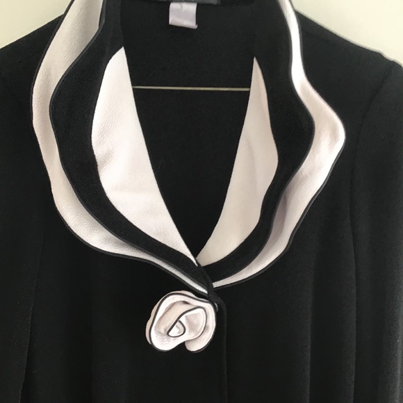 Top - Picture 2 of 3